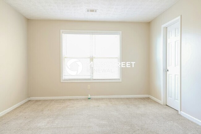 Building Photo - 4 Bedroom Pet-Friendly Home in Decatur, GA with Main Street Renewal