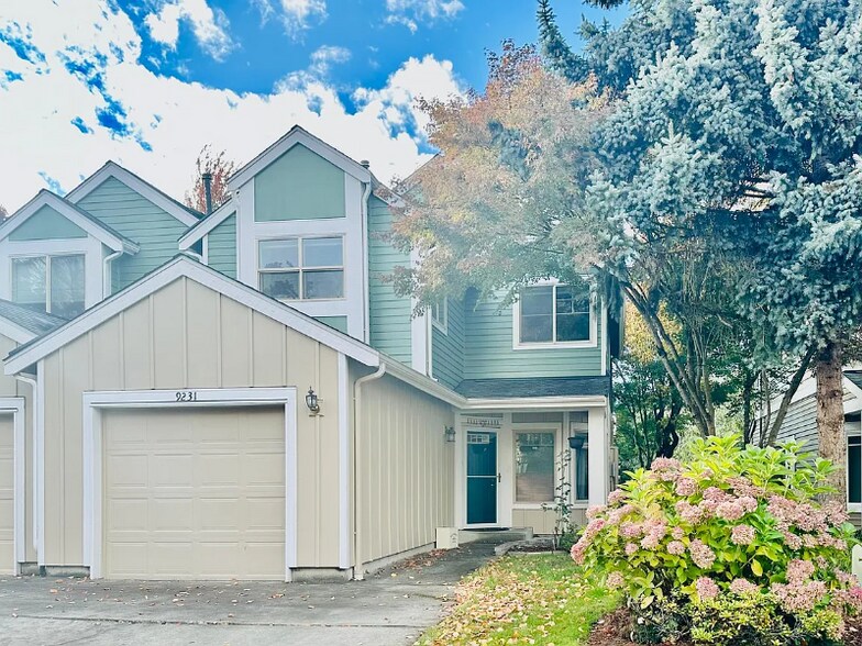 Primary Photo - 9231 158th Pl NE