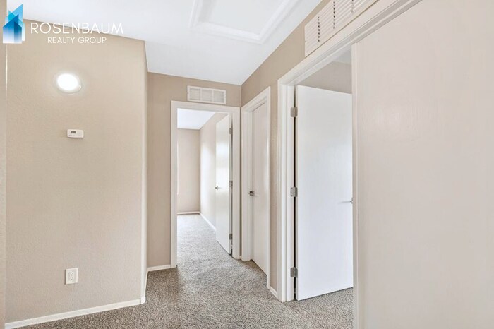 Building Photo - 1746 E Desert Moon Trail