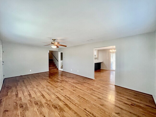 Building Photo - Updated Home w/ 2 Car Garage, Backyard and...
