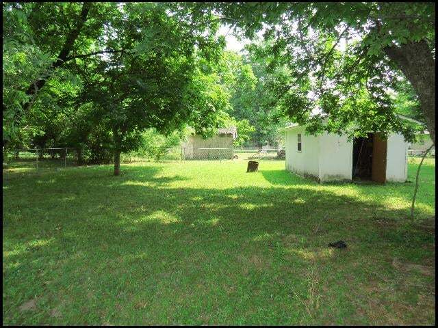 Building Photo - 5212 Lynch Dr