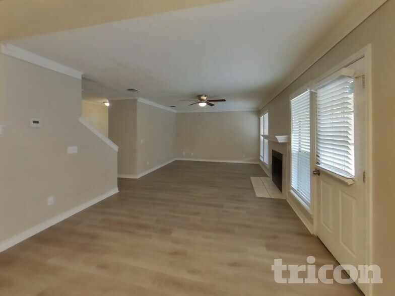 Building Photo - 1220 Idlewood