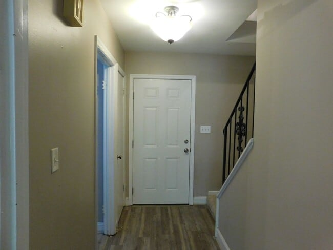 Building Photo - 755 Cahaba Manor Trail
