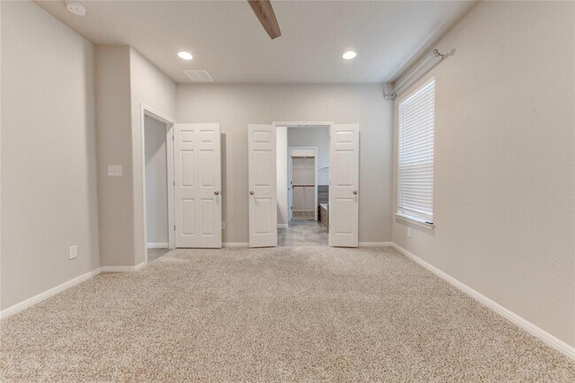 Building Photo - 153 Nogalito Wy