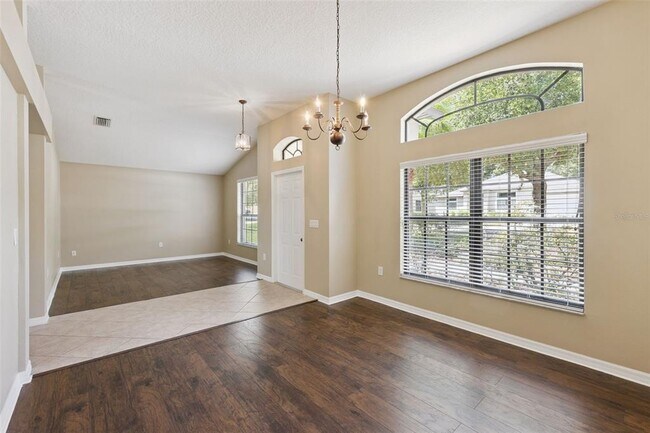 Building Photo - 1106 Natural Oaks Dr
