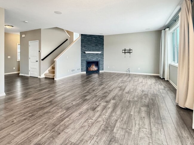 Building Photo - 5526 Wisconsin Ave N