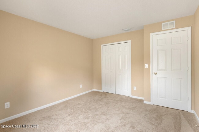 Building Photo - 163 Abello Rd SE