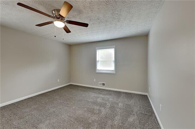 Building Photo - 2957 Forest Chase Terrace NE