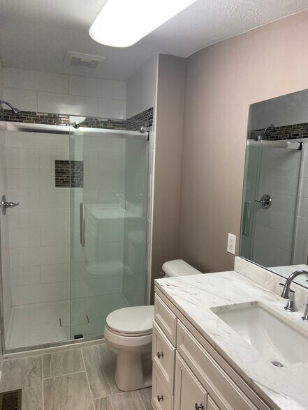 Building Photo - 8 National Rd