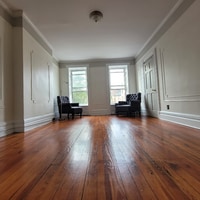 Building Photo - 488 Marion St