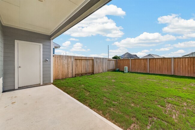 Building Photo - 3538 Lovebird Ln