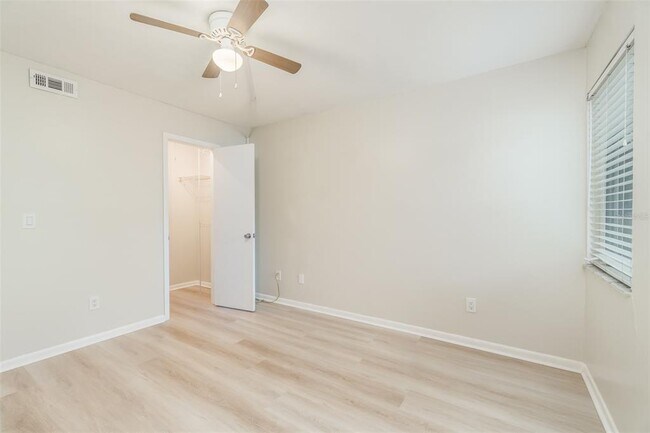 Building Photo - 4810 S Dauphin Ave
