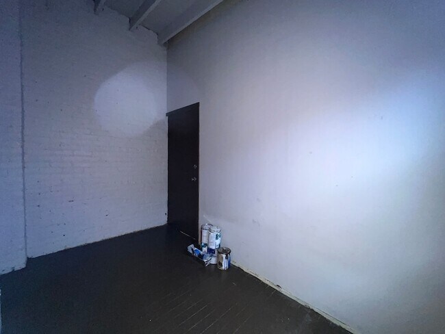 Building Photo - 2707 E 78th St