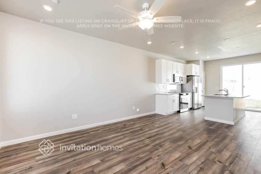 Building Photo - 379 Kanab Crk Dr