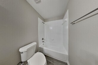 Building Photo - 7734 Pasture Bend Ln