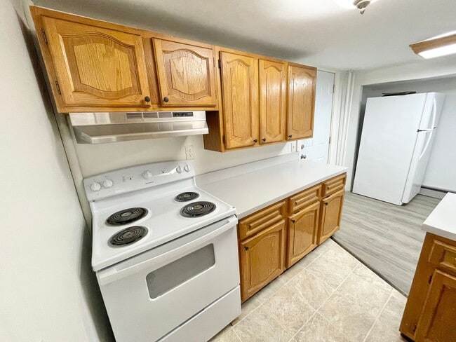 Building Photo - 20 Latham Ct