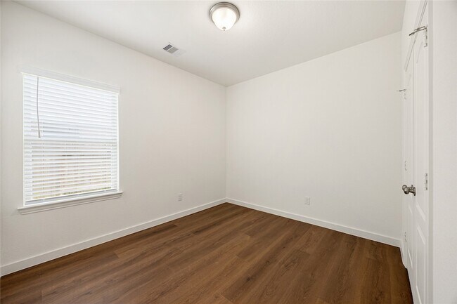 Building Photo - 31411 Horseshoe Meadow Bend Ln