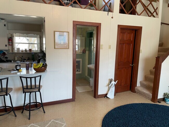 Kitchen, bath and laundry room under loft - 137 Oak St