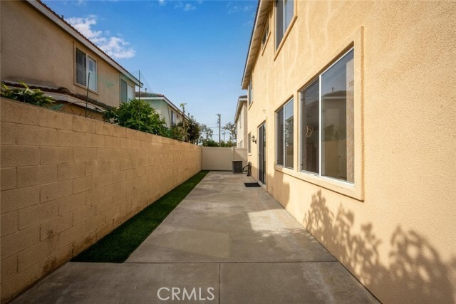 Building Photo - 6222 Villa Ryan Way