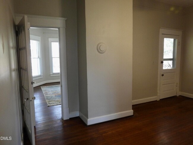 Building Photo - 483 W Salisbury St