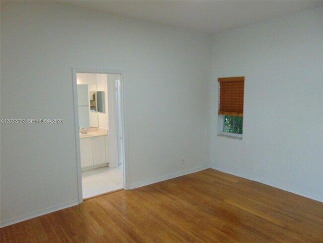 Building Photo - 624 Vista Meadows Dr