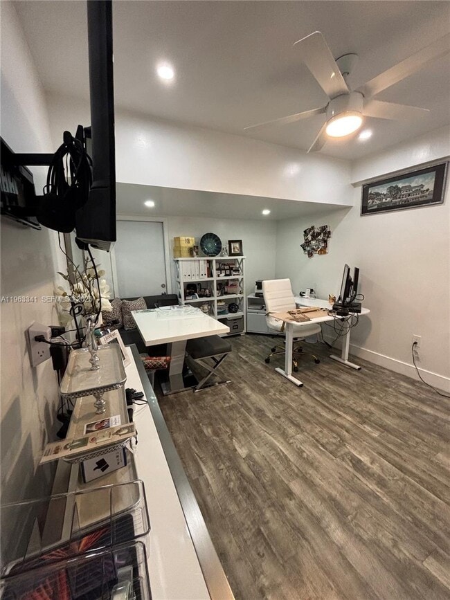 Building Photo - 341 SW 121st Ave