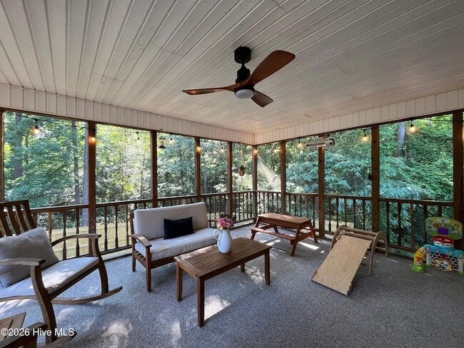 Building Photo - 2400 Longleaf Dr SW