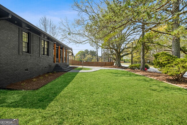 Building Photo - 626 Grayson Pkwy