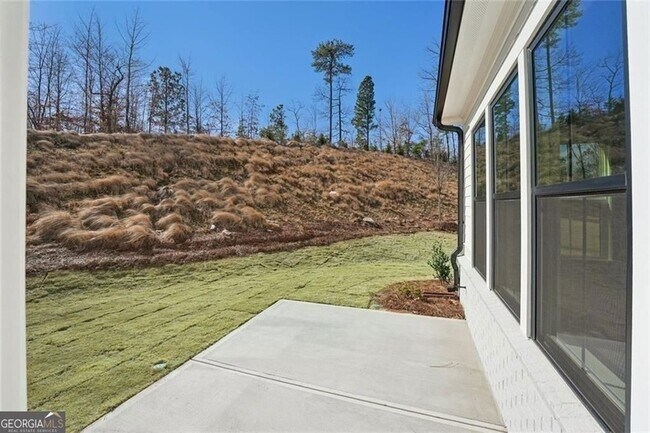 Building Photo - 2815 Medford Dr