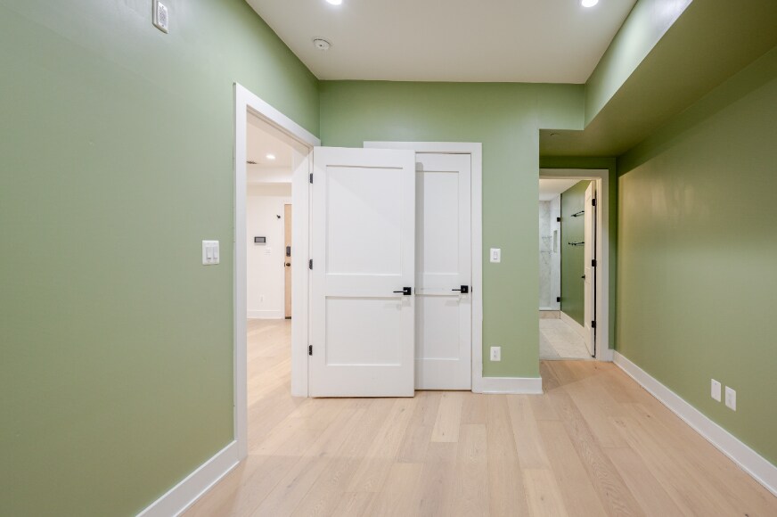 Building Photo - 1658 K St NE