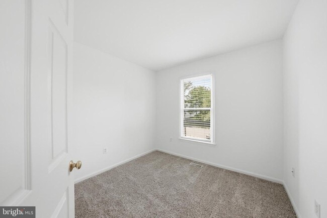 Building Photo - 46733 Woodmint Terrace