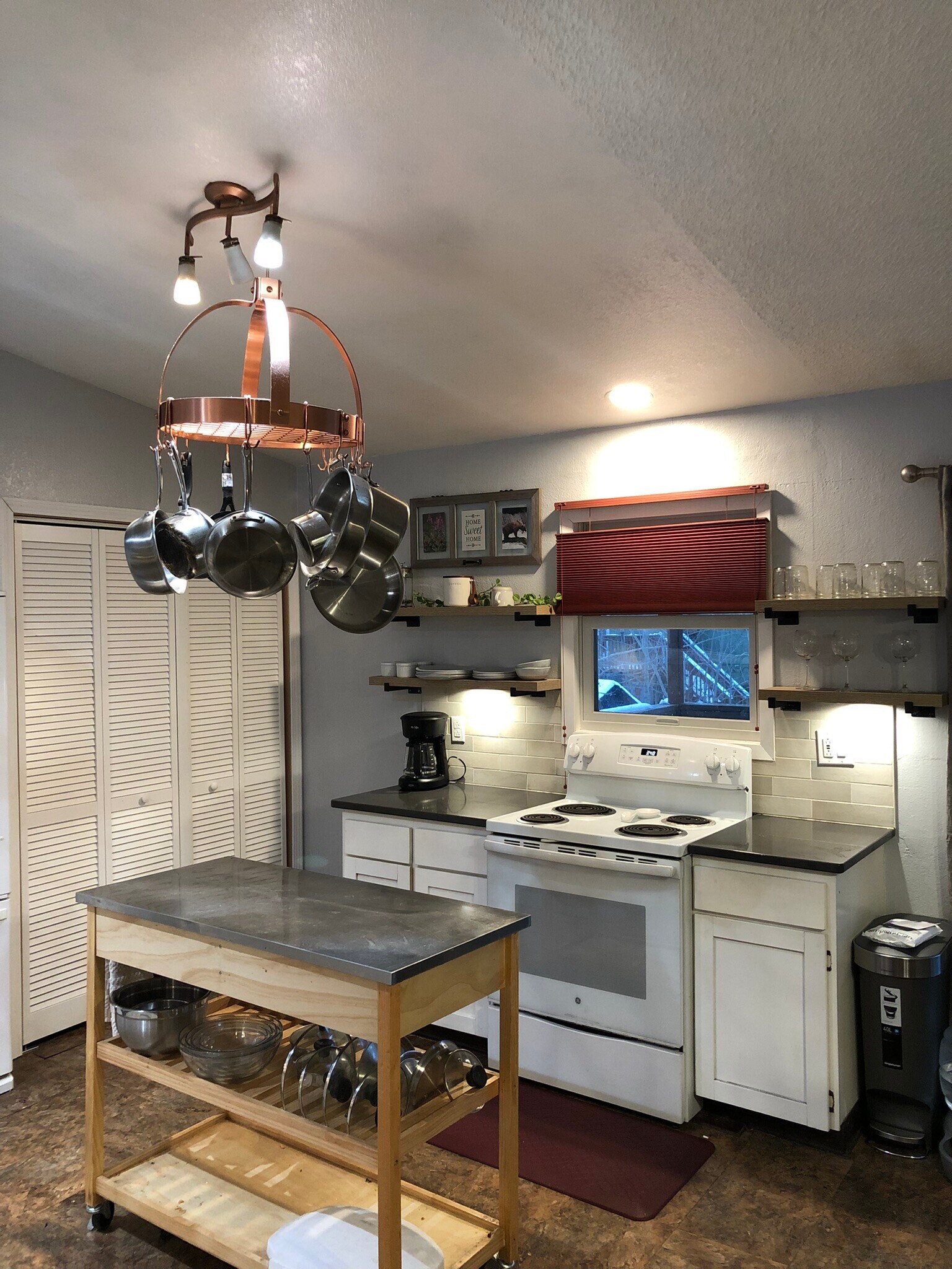 Building Photo - 12741 Tanada Loop