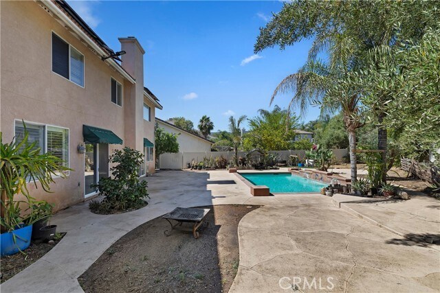 Building Photo - 42467 Thoroughbred Ln