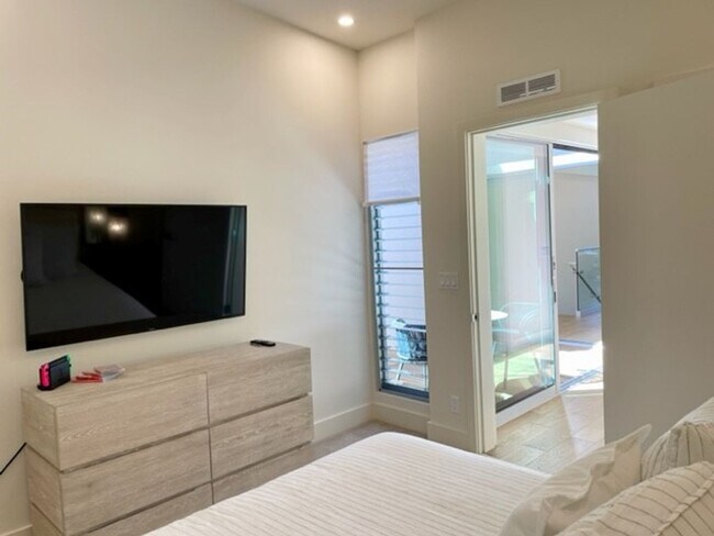 Building Photo - Modern Elegancy at Makali'i in Wailea on the edge of Makena - Exquisitely Furnished 3 Bedrooms / ...