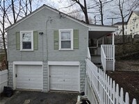 Building Photo - 36 Crawford St