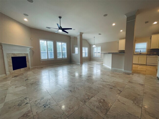 Building Photo - 23411 Desert Gold Dr