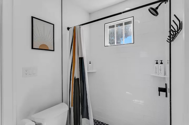 Building Photo - Furnished 2-Bedroom Corner Lot Home in Old...