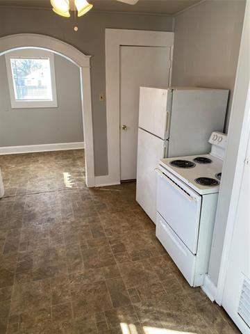 Building Photo - 1613 Park St