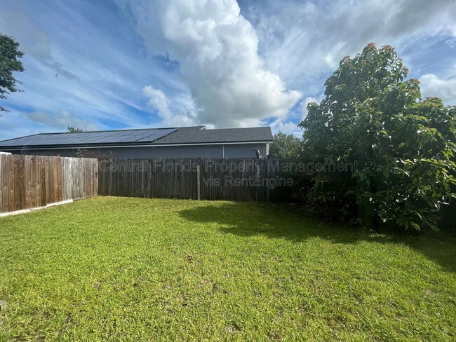 Building Photo - 8750 Claiborne Ct