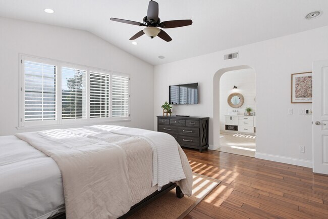 Building Photo - 1317 Gull Ct