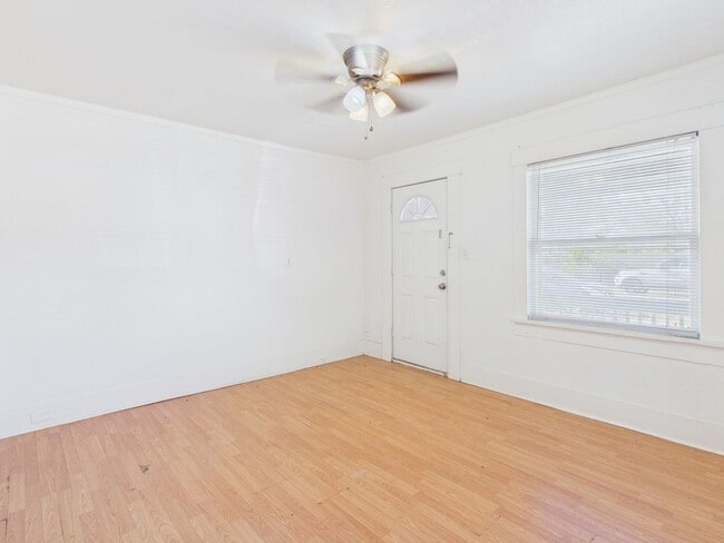 Building Photo - Cozy 1 bedroom in Plemons Addition