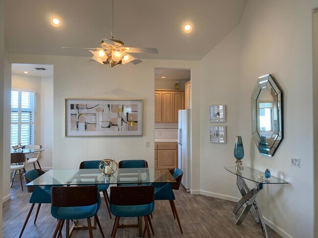 Dining Room - 7635 Draper Ave