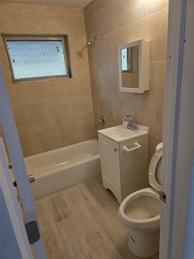 Building Photo - 301 Pennsylvania Ave