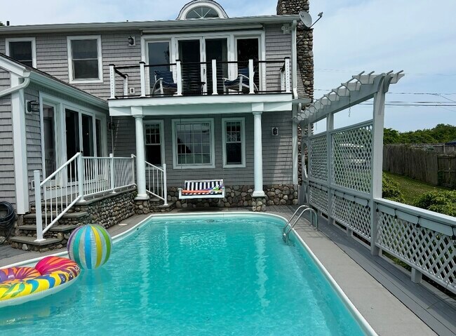 Building Photo - 47 Brighton Rd