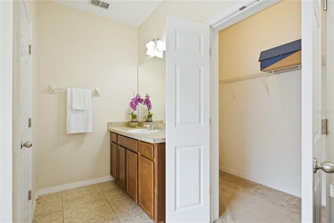 Building Photo - 2211 Barracuda Ct