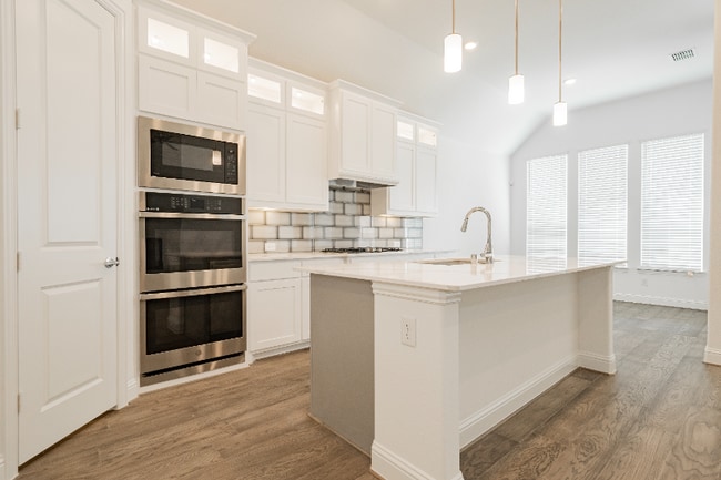Building Photo - 8209 Abellia Ct