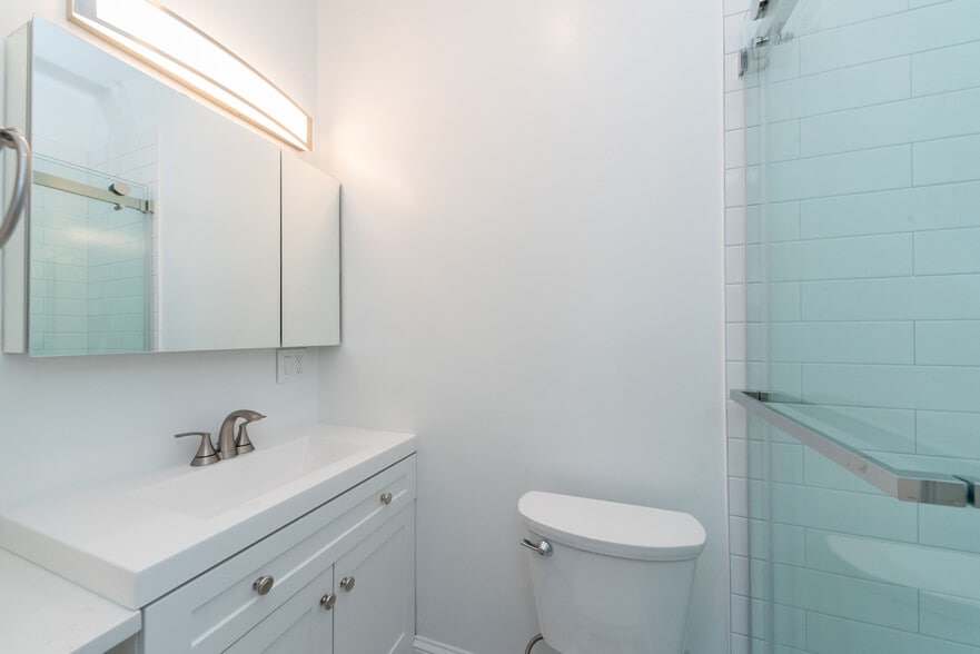 Building Photo - 149 Hemenway St