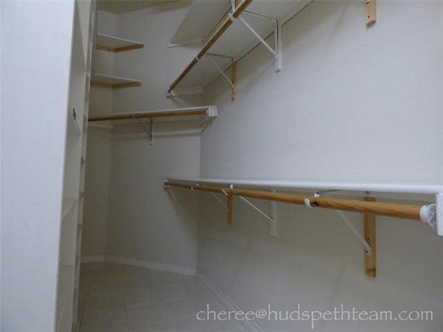 Building Photo - 2402 Crockett Ct