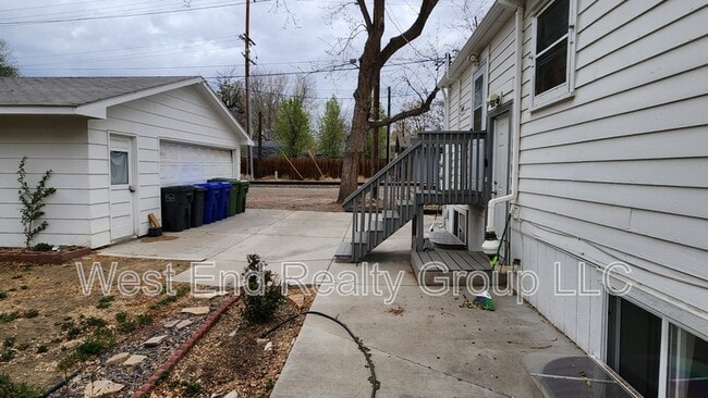 Building Photo - 1023-1029 N Washington Ave