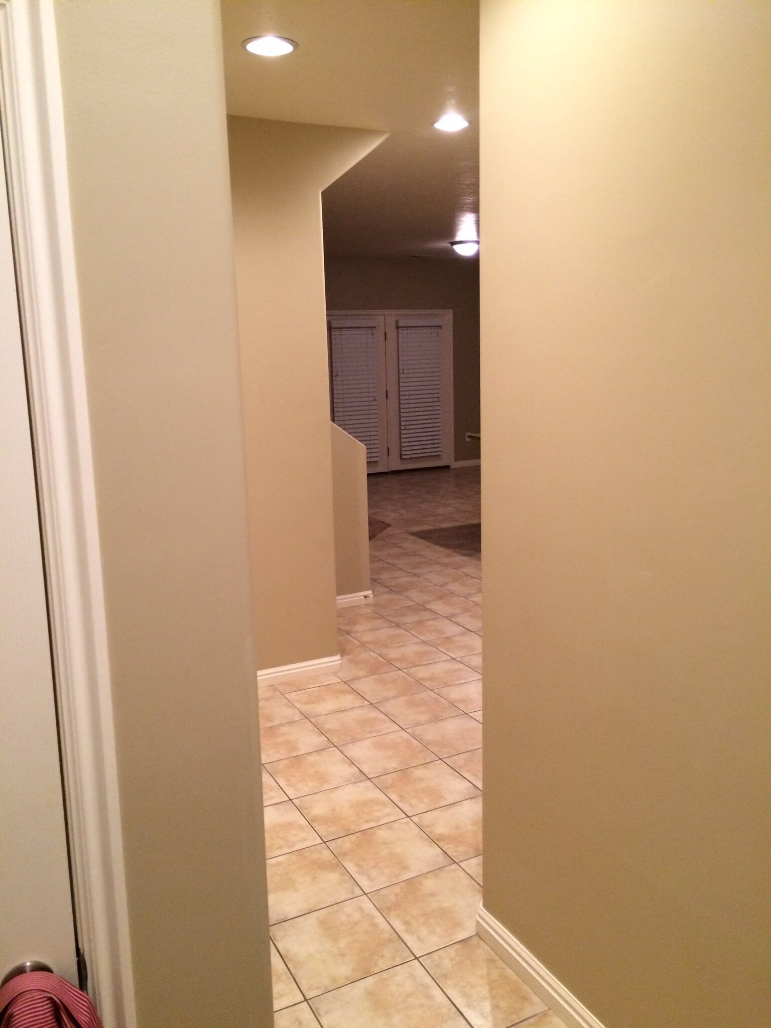Building Photo - 825 Jordan Oaks Ct